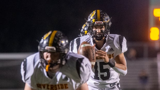 Riverside vs Mayfield football Mike Cook44